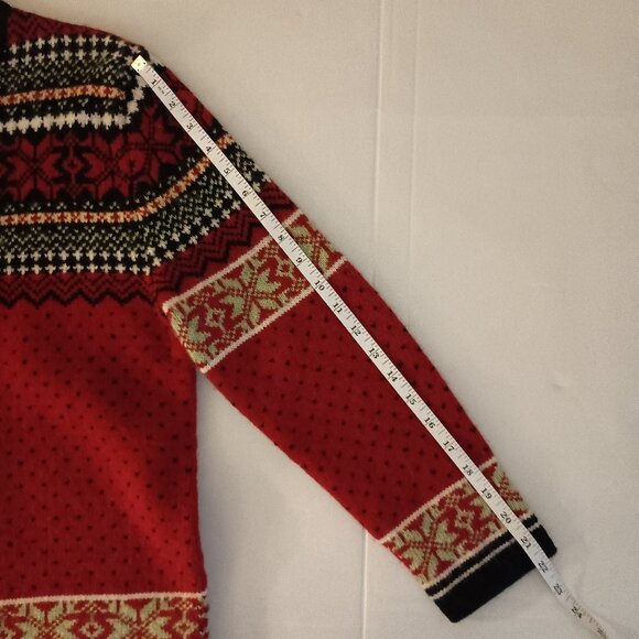 Skyr Red Wool Fair Isle Cardigan Sweater w/ Ornate Metal Clasps Women's Medium - Picture 13 of 15